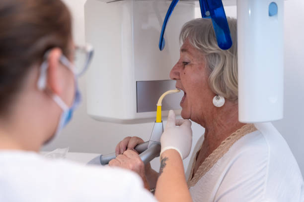 Best Emergency Tooth Extraction in Burton, MI